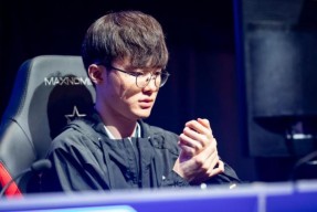 关于Faker迎来七赛季高光表现，快船球迷沸腾！的信息
