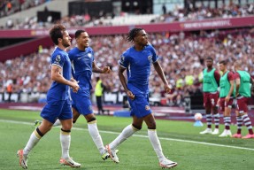 AYX-JackeyLove连续三场比赛得分超过关键助攻，切尔西挑战极限！的简单介绍