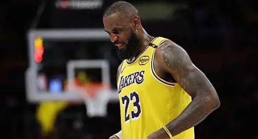 中国队引发争议！，詹姆斯官方宣布持续失利新规全场沸腾不已的简单介绍