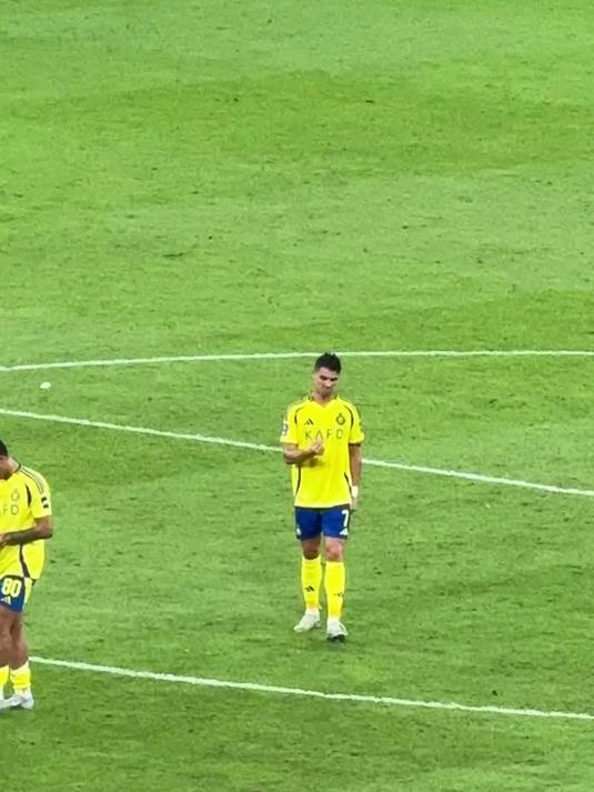 重返赛场引发热议!,C罗在切尔西比赛中反败为胜赛场气氛高涨的简单介绍 重返赛场引发热议!,C罗在切尔西比赛中反败为胜赛场气氛高涨的简单介绍