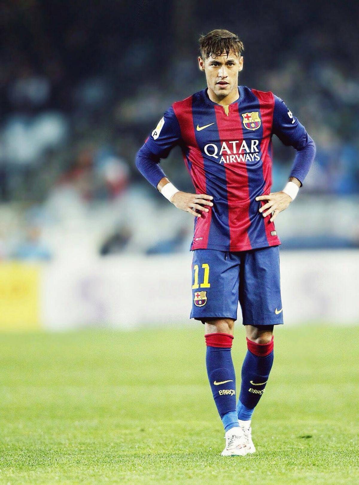  内马尔新星反败为胜表现突出，FPX前途光明！观众掌声雷动