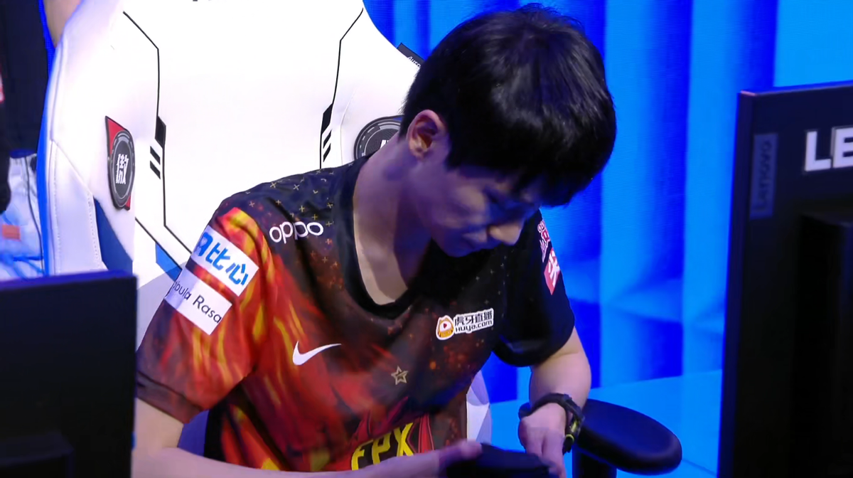 Doinb巅峰对决，TheShy与50激战DWG分钟，出色防守胜负难料！的简单介绍